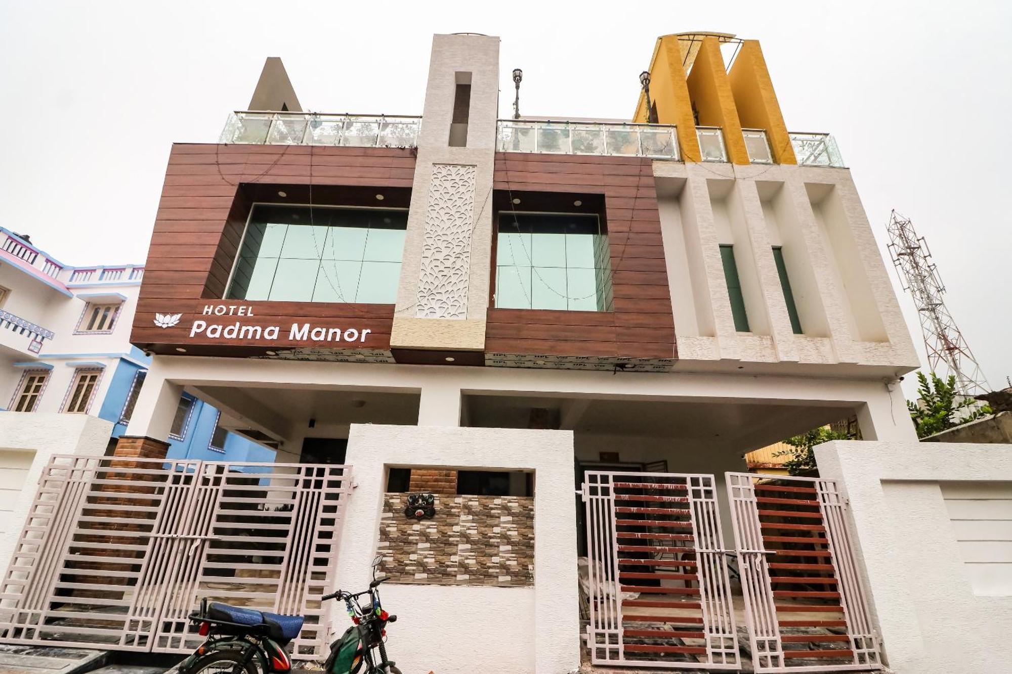 Super Hotel O Padma Manor Brahmapur 외부 사진