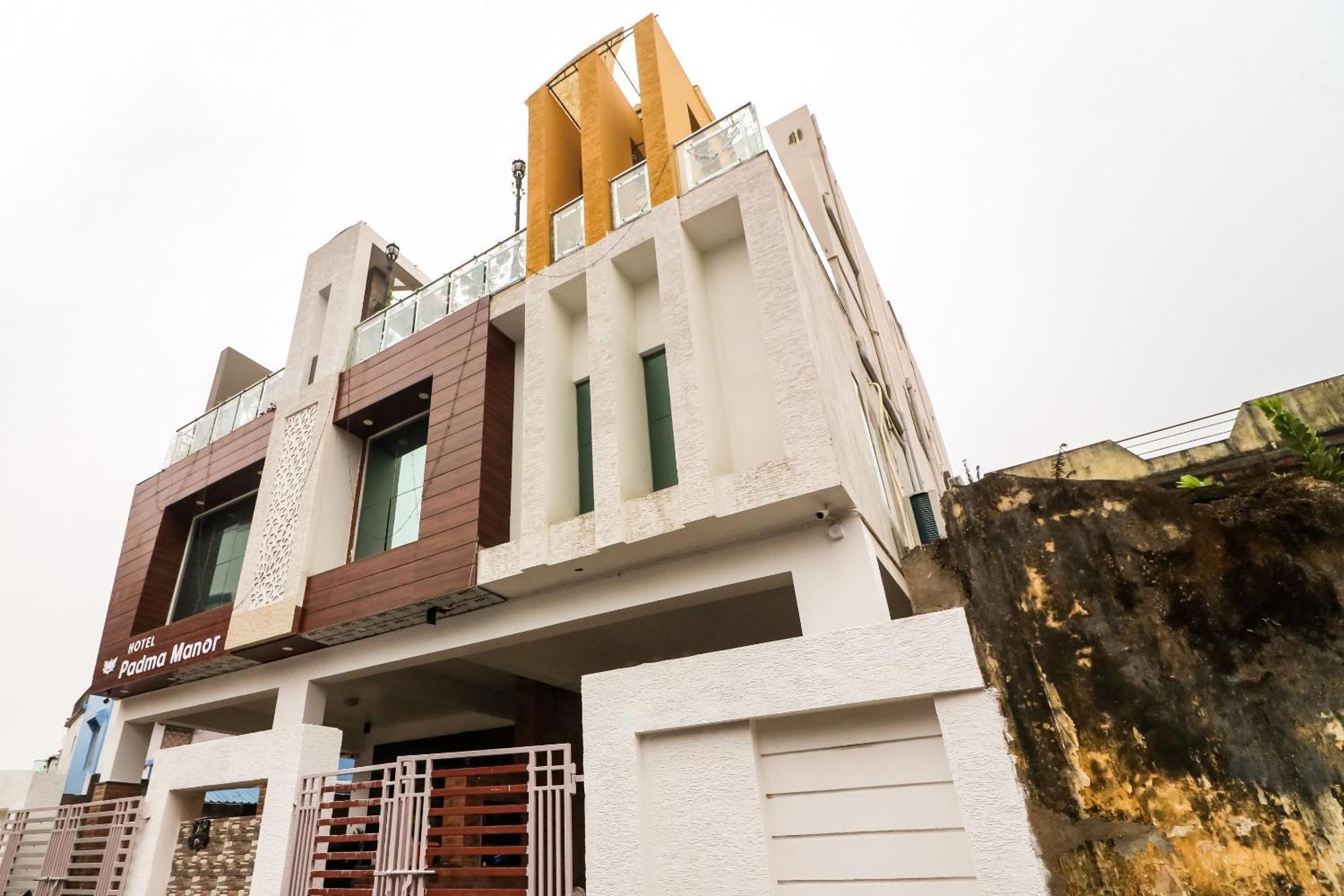 Super Hotel O Padma Manor Brahmapur 외부 사진