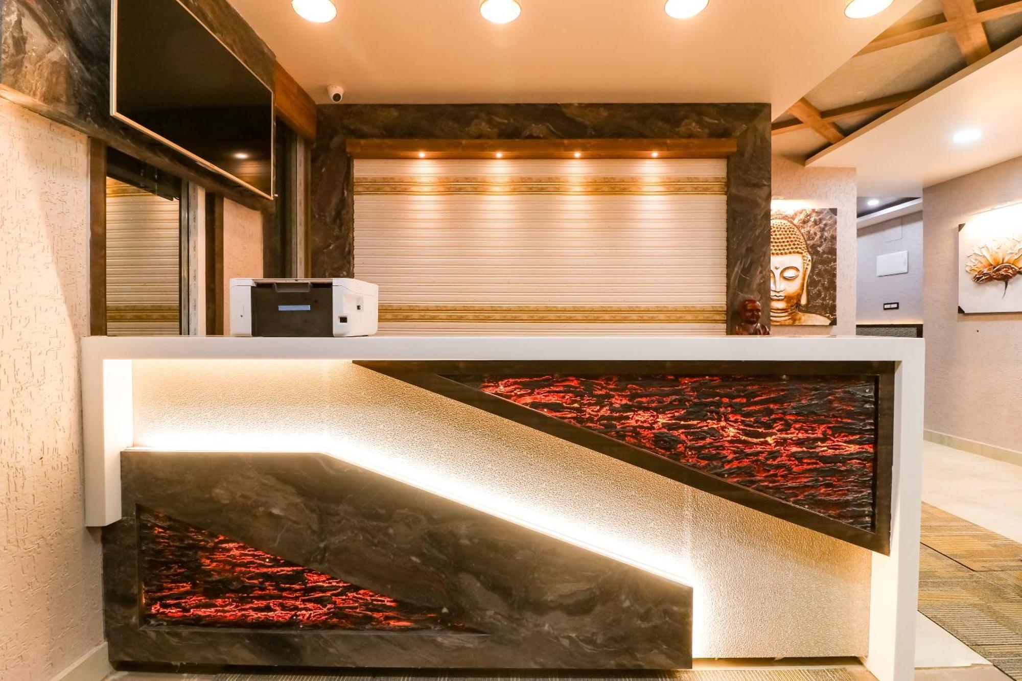 Super Hotel O Padma Manor Brahmapur 외부 사진